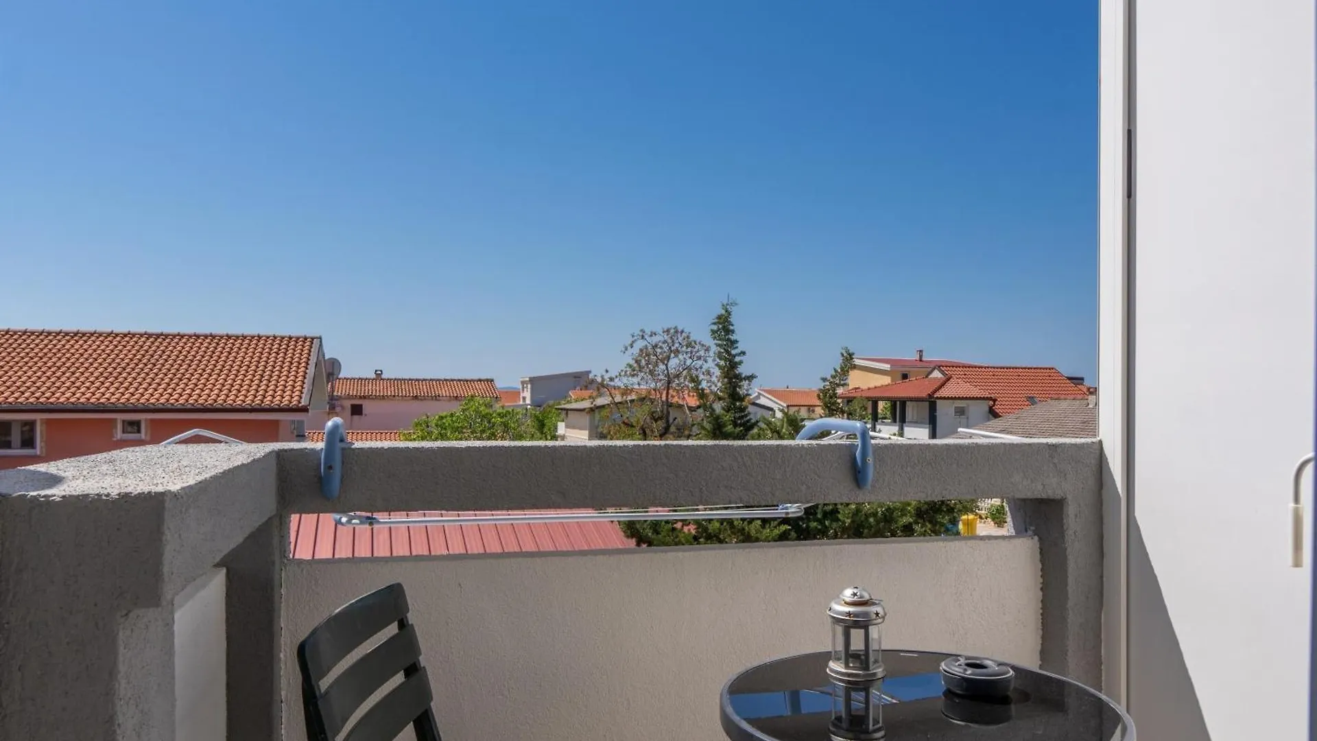 Apartments With A Parking Space Vir - 23044