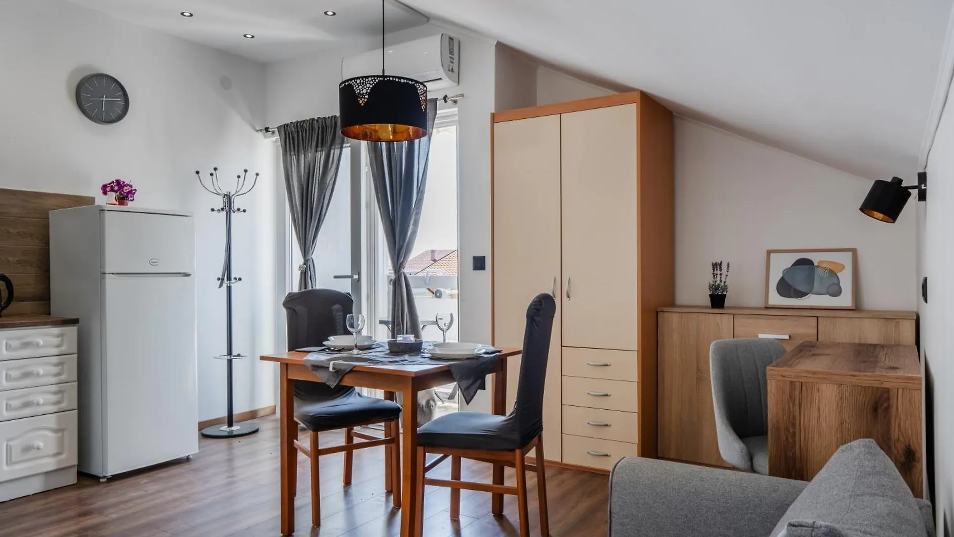 Apartments With A Parking Space Vir - 23044