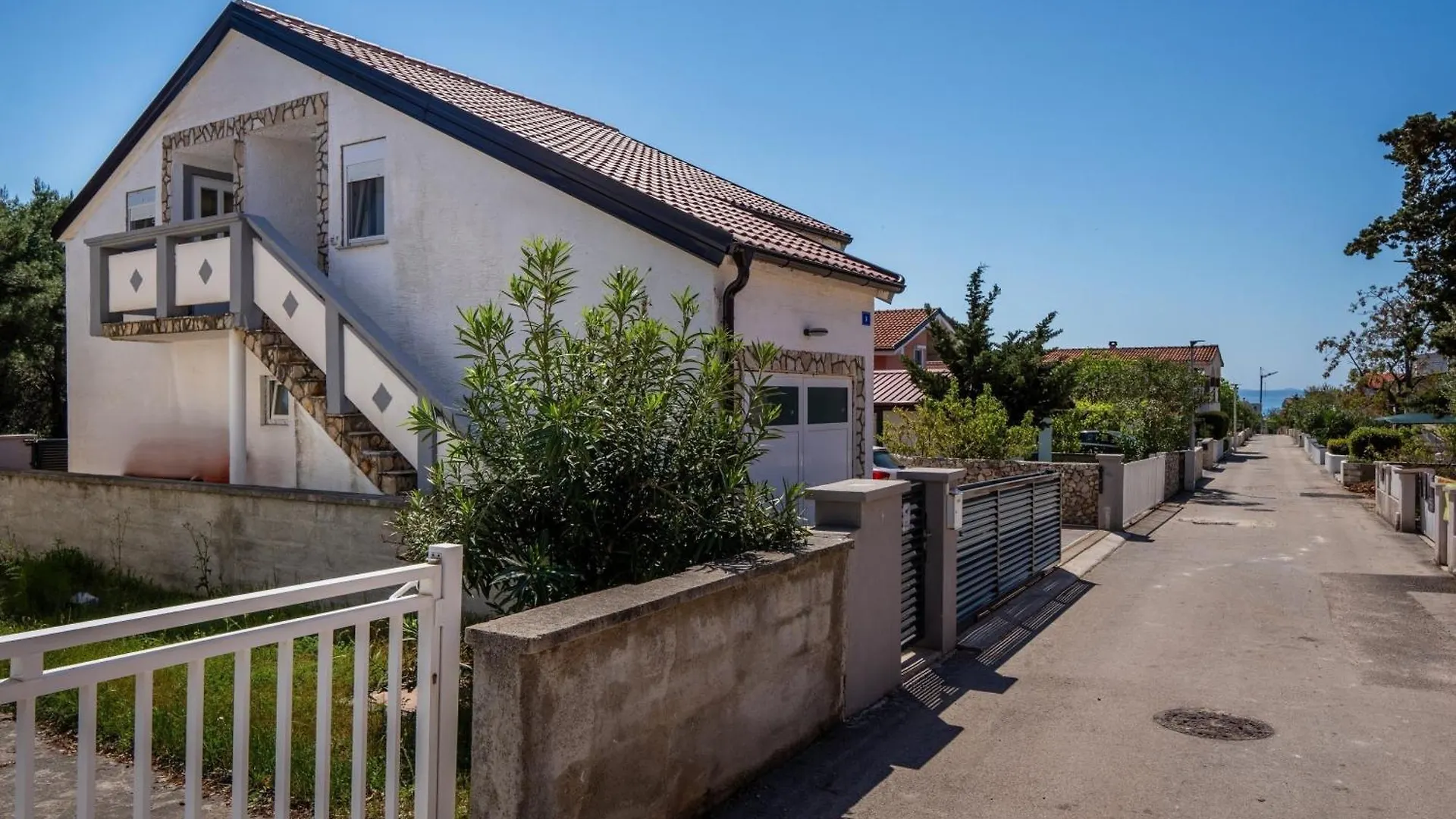 Apartments With A Parking Space Vir - 23044
